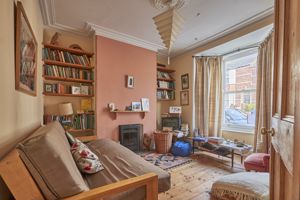 Living Room- click for photo gallery